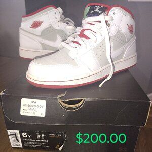 Air Jordan 8 Retro BG